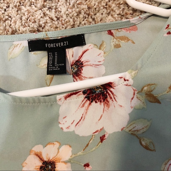 Forever21 blouse top - Picture 5 of 7